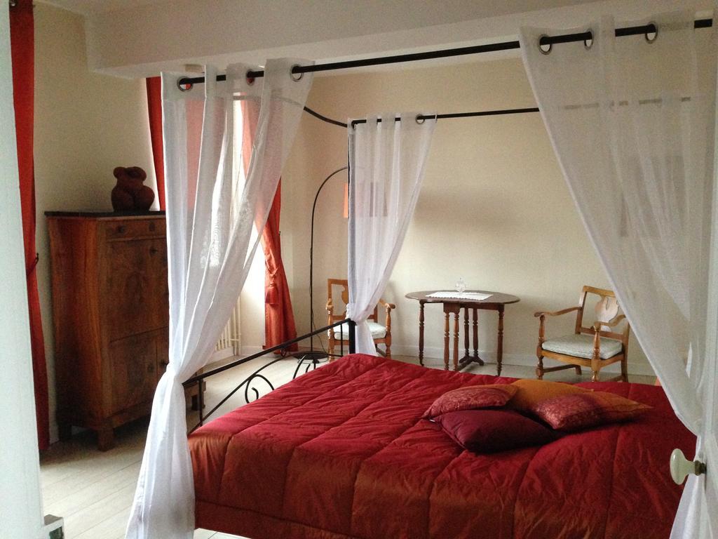 Comme A La Maison Bed & Breakfast Tours-sur-Marne Exterior photo