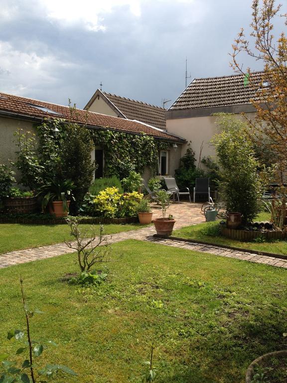 Comme A La Maison Bed & Breakfast Tours-sur-Marne Exterior photo