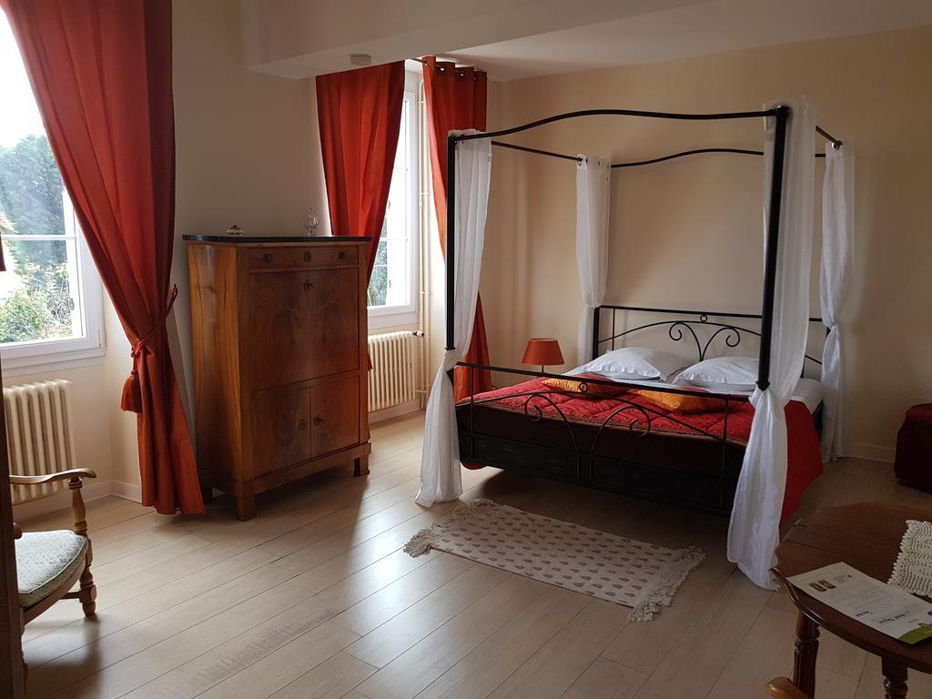 Comme A La Maison Bed & Breakfast Tours-sur-Marne Exterior photo